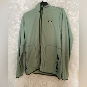 Oakley Performance Fit Latitude Fleece Men’s Full Zip Hooded Jacket. Small